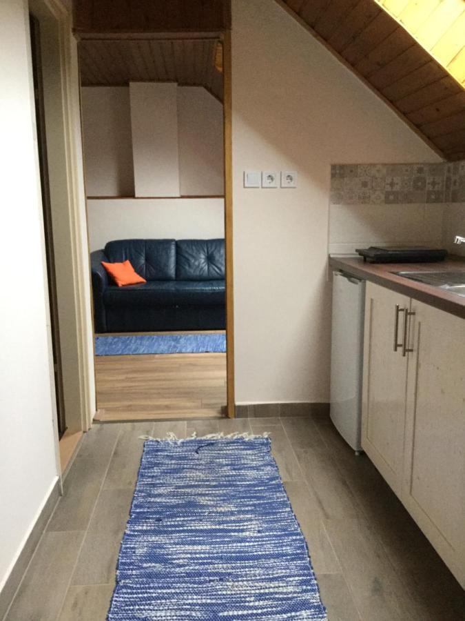 Natura Panzio&Apartmanhaz Orfu Exterior photo